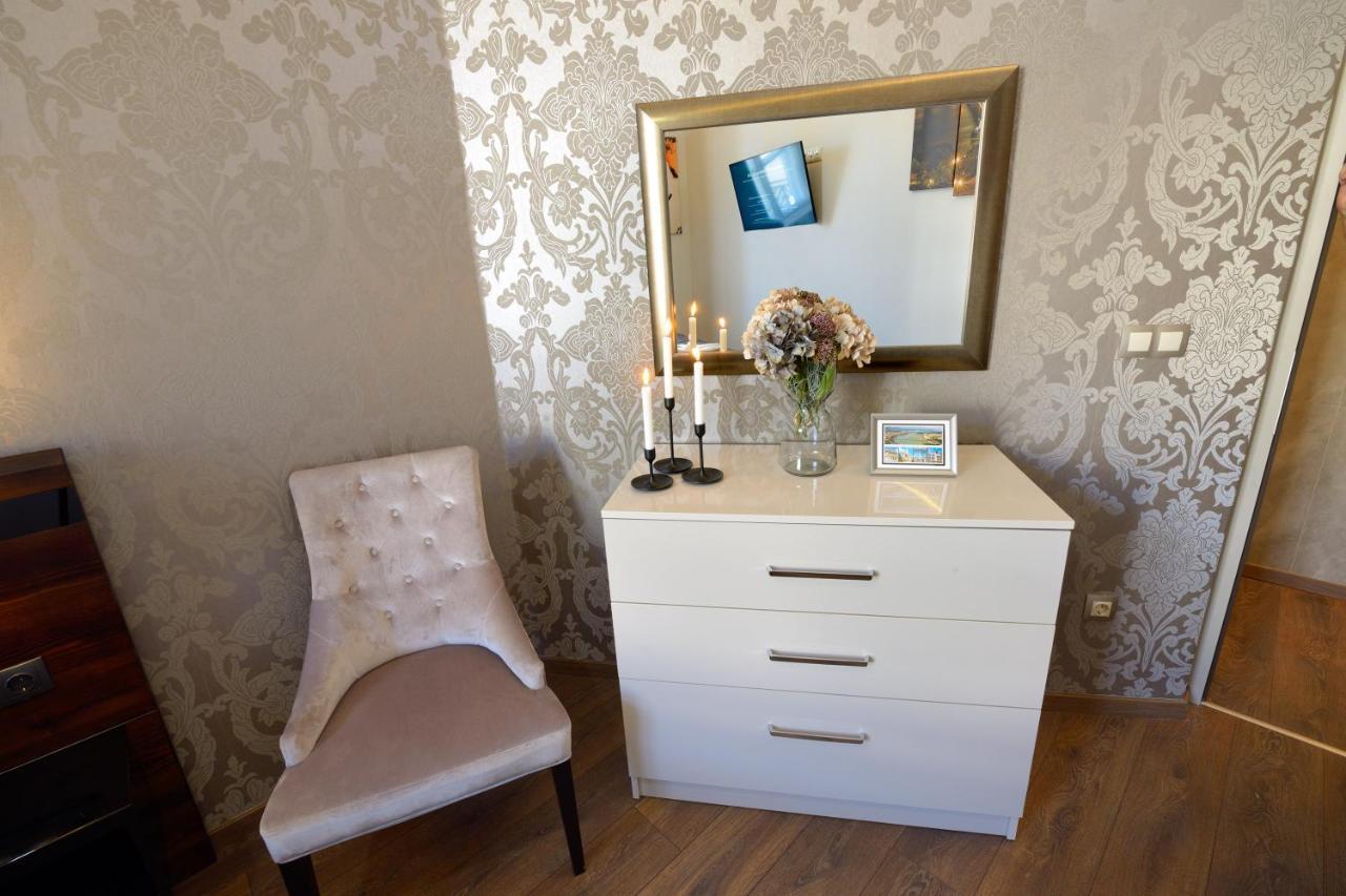 Orangehomes 4 Bdrm Apartment View To Synagogue Budapest Luaran gambar