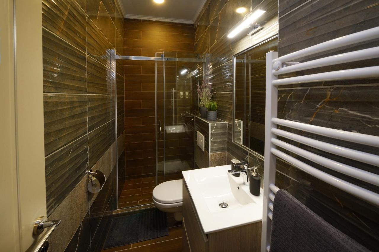 Orangehomes 4 Bdrm Apartment View To Synagogue Budapest Luaran gambar