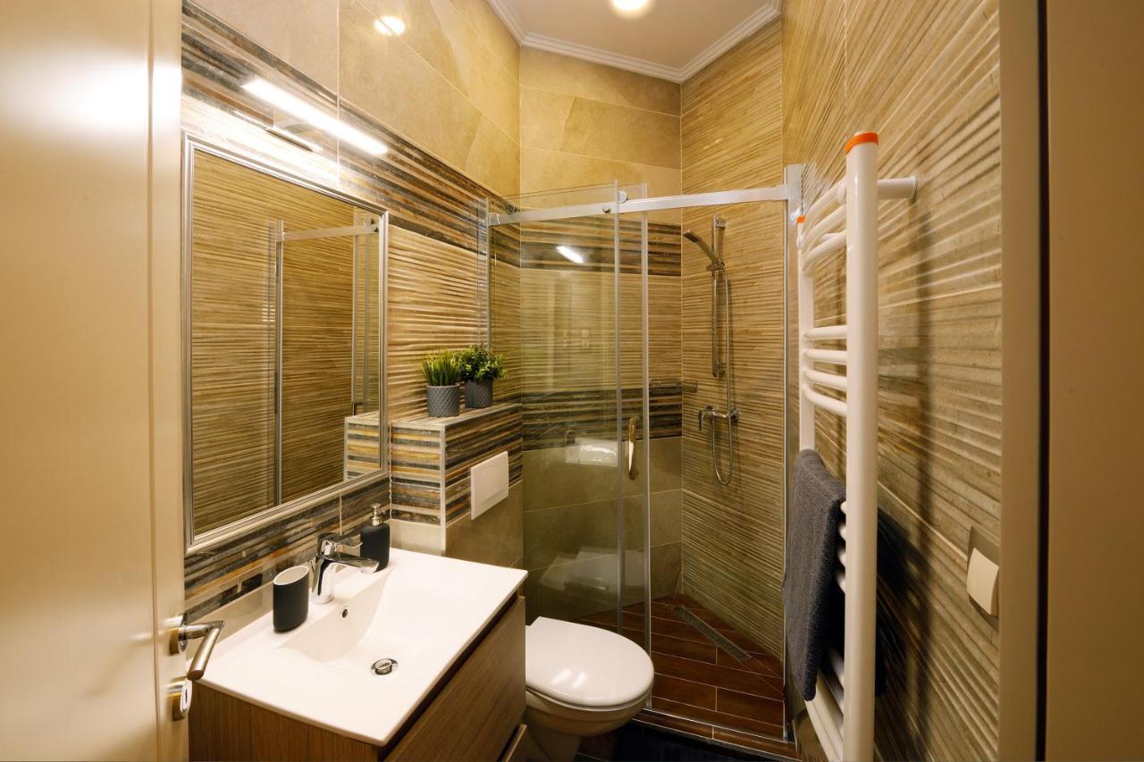 Orangehomes 4 Bdrm Apartment View To Synagogue Budapest Luaran gambar